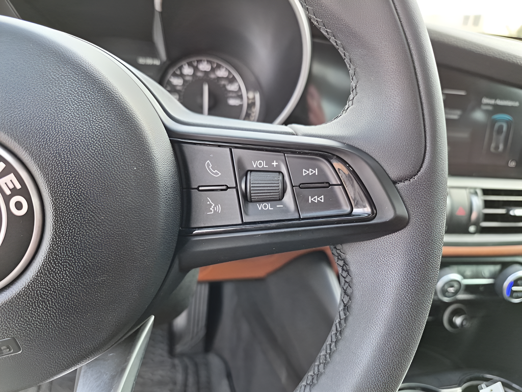 Used Car 2021 Alfa Romeo Giulia  For Sale Under $25,000 In Austin, Texas