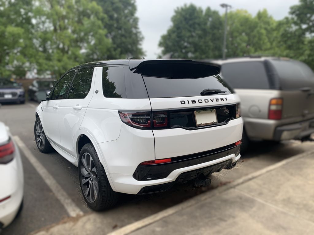 Thumbnail: 2023 Land Rover Discovery Sport - 4