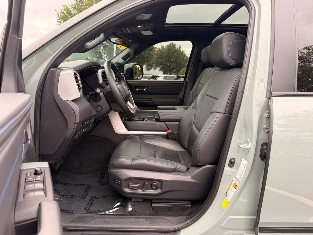 2024 Toyota Sequoia Platinum Lunar - Jim Hudson Acura - Image 26