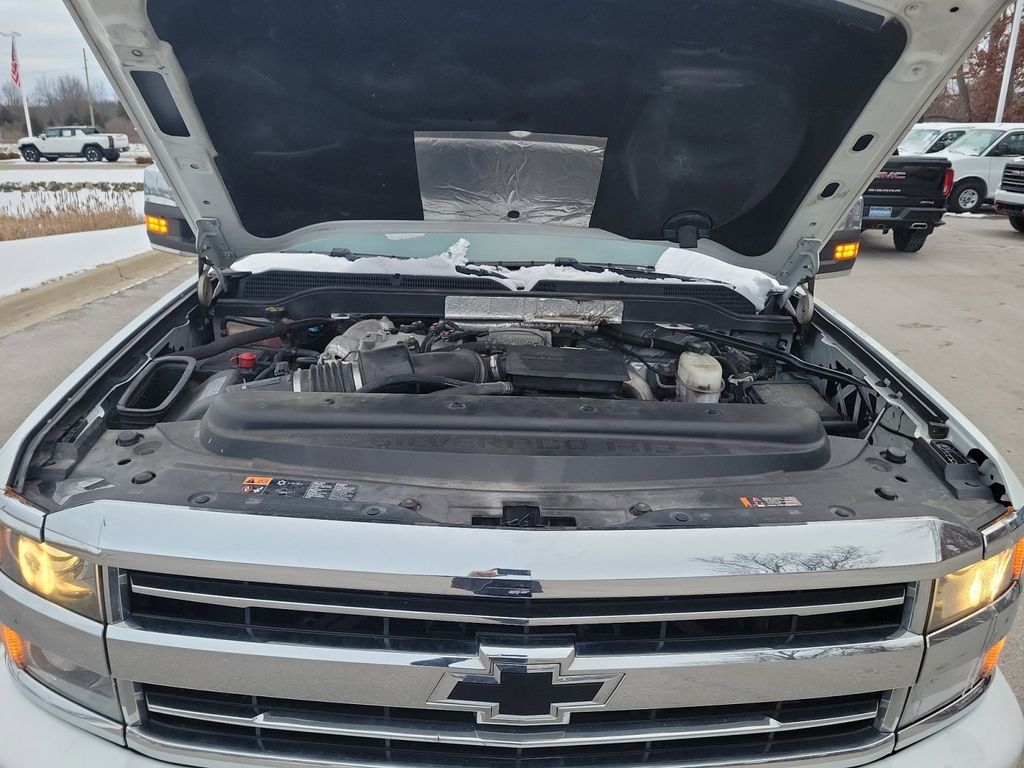 2019 Chevrolet Silverado 2500HD High Country 30