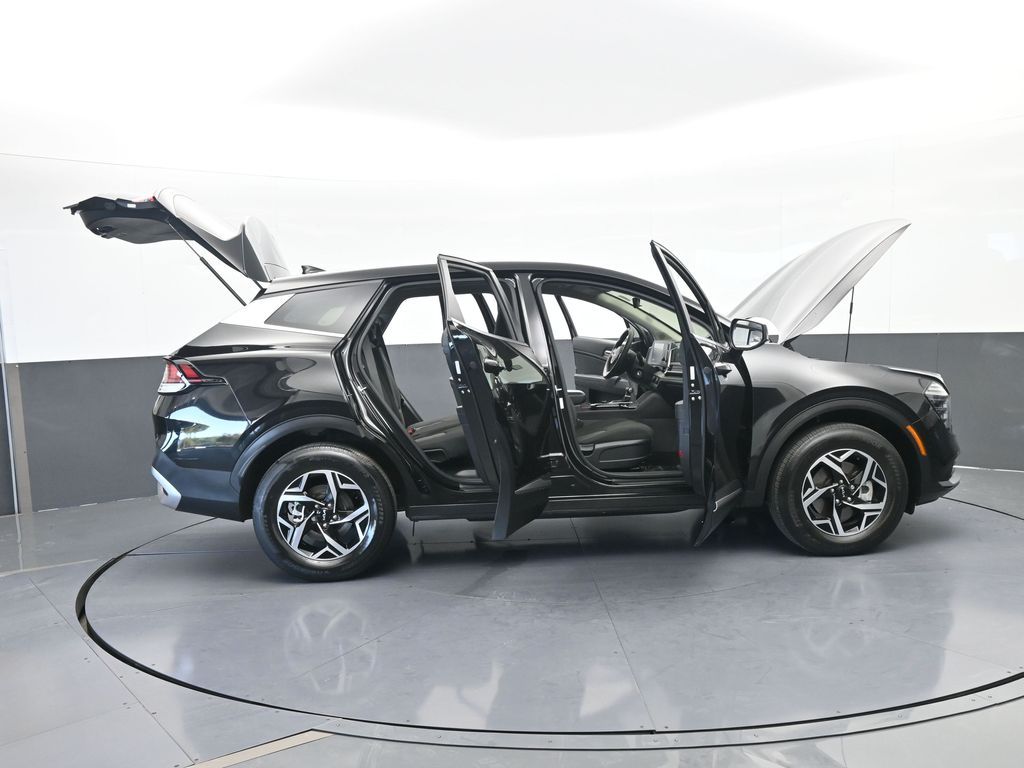 Used 2024 Fusion Black Kia LX image 68