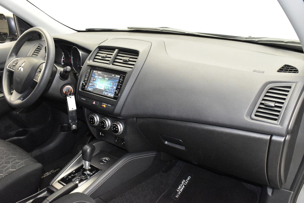 2024 Mitsubishi Outlander Sport ES 23