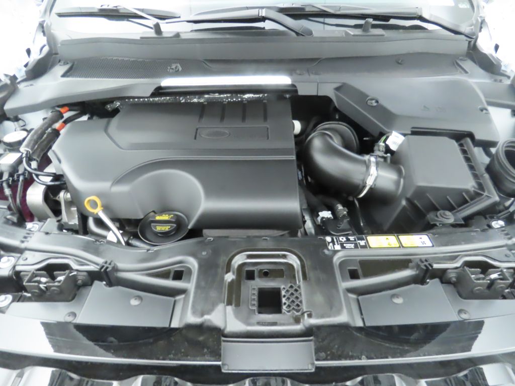 Thumbnail: 2024 Land Rover Discovery Sport - 31