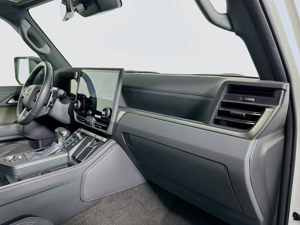 Thumbnail: 2024 Lexus GX - 29