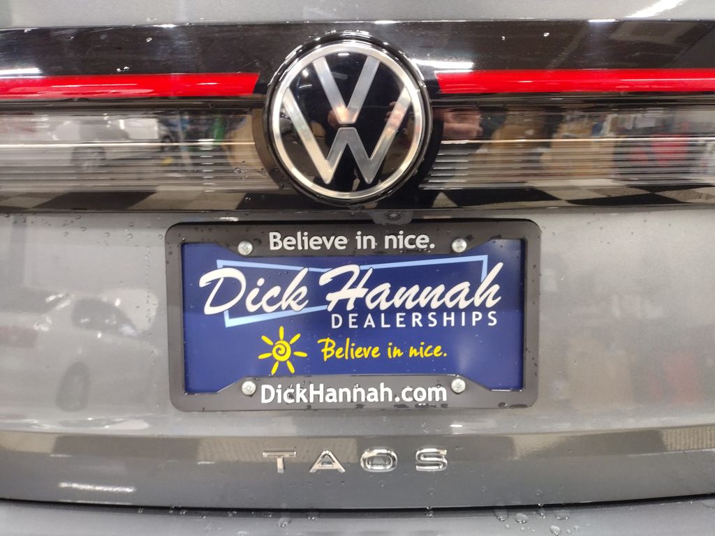 2025 Volkswagen Taos 1.5T SEL