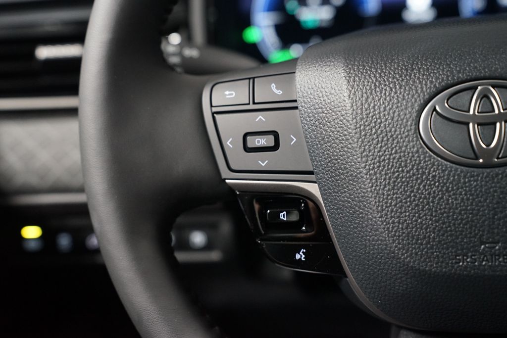 Thumbnail: 2026 Toyota Camry - 14