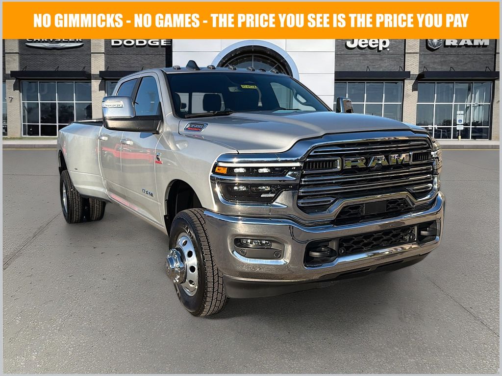2026 RAM 3500 Laramie Crew Cab LB DRW 4WD