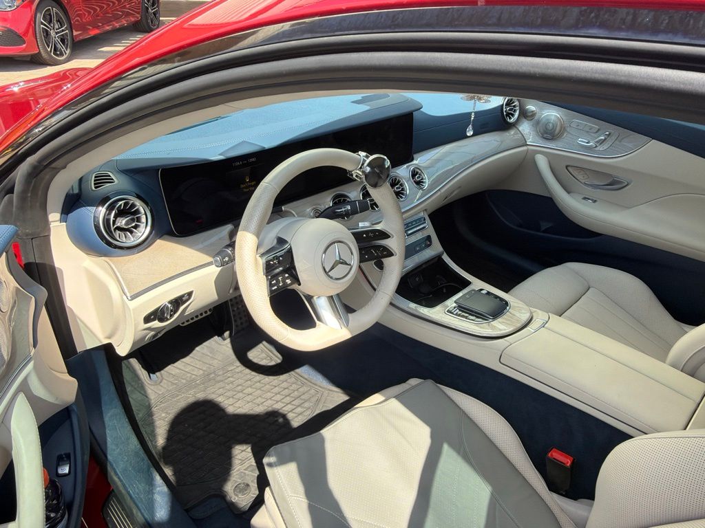 Thumbnail: 2023 Mercedes-Benz E-Class - 6