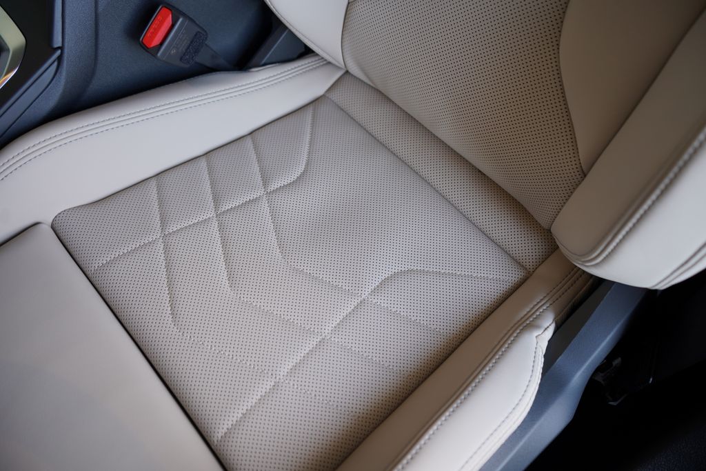 Thumbnail: 2026 BMW 2 Series - 12