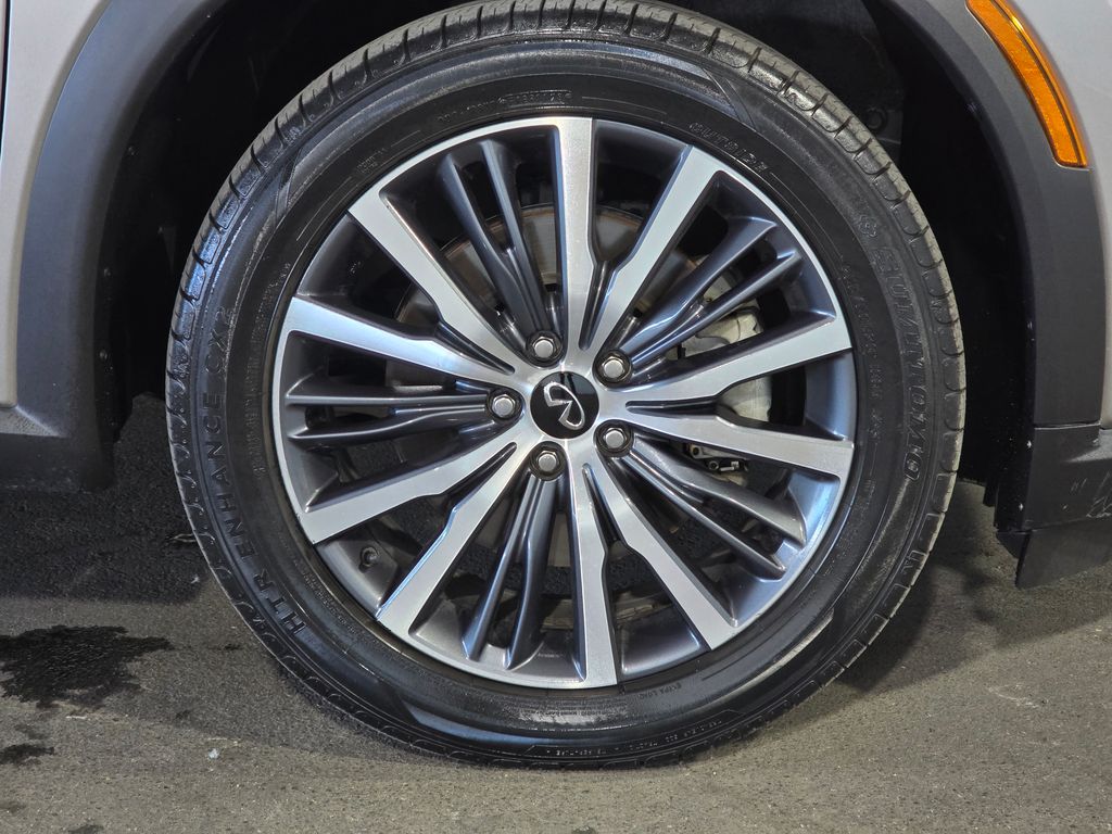 Thumbnail: 2023 INFINITI QX60 - 4