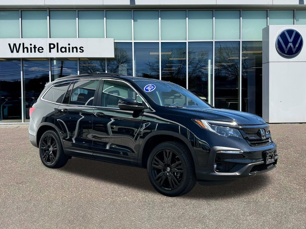 Crystal Black Pearl 2021 Honda Pilot SE AWD SUV / Crossover All-Wheel Drive 9-Speed Automatic