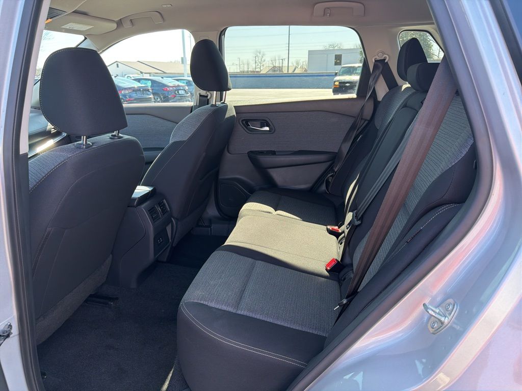 Thumbnail: 2023 Nissan Rogue - 18