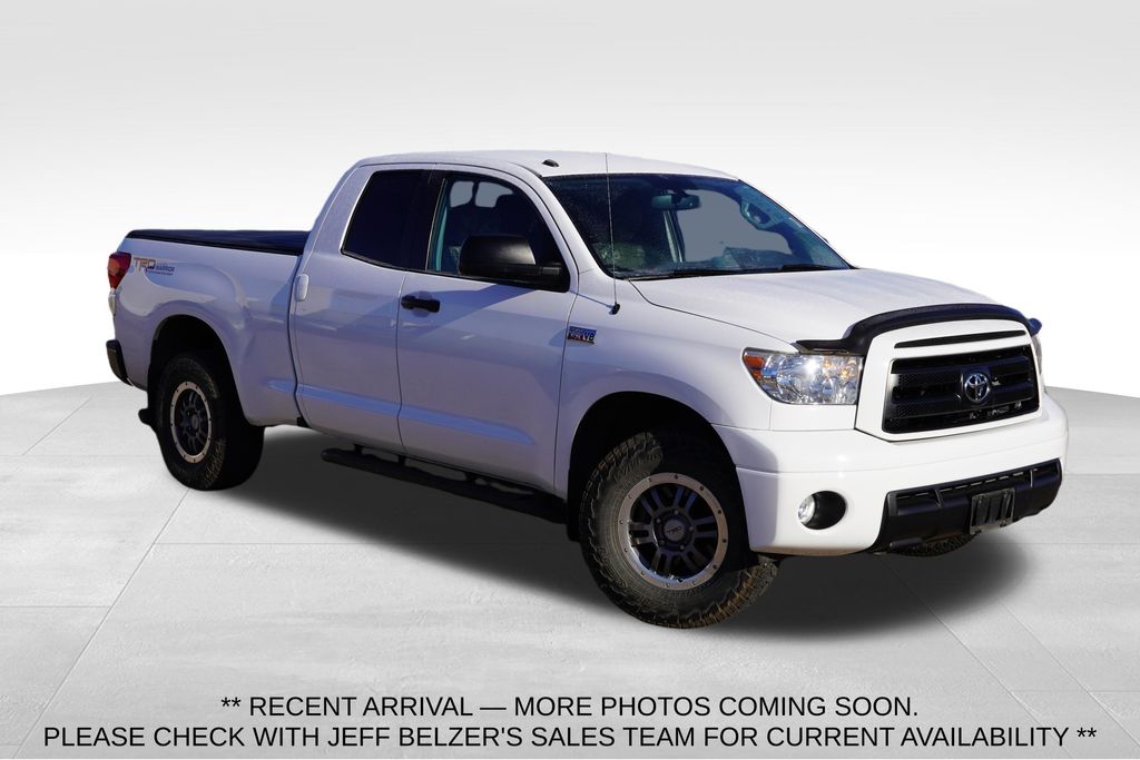 Super White 2013 Toyota Tundra Grade Double Cab 5.7L FFV 4WD Pickup Truck Four-Wheel Drive 6-Speed Automatic Overdrive