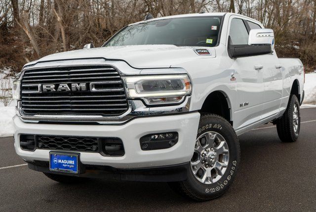 2024 RAM 2500 Laramie Crew Cab 4WD