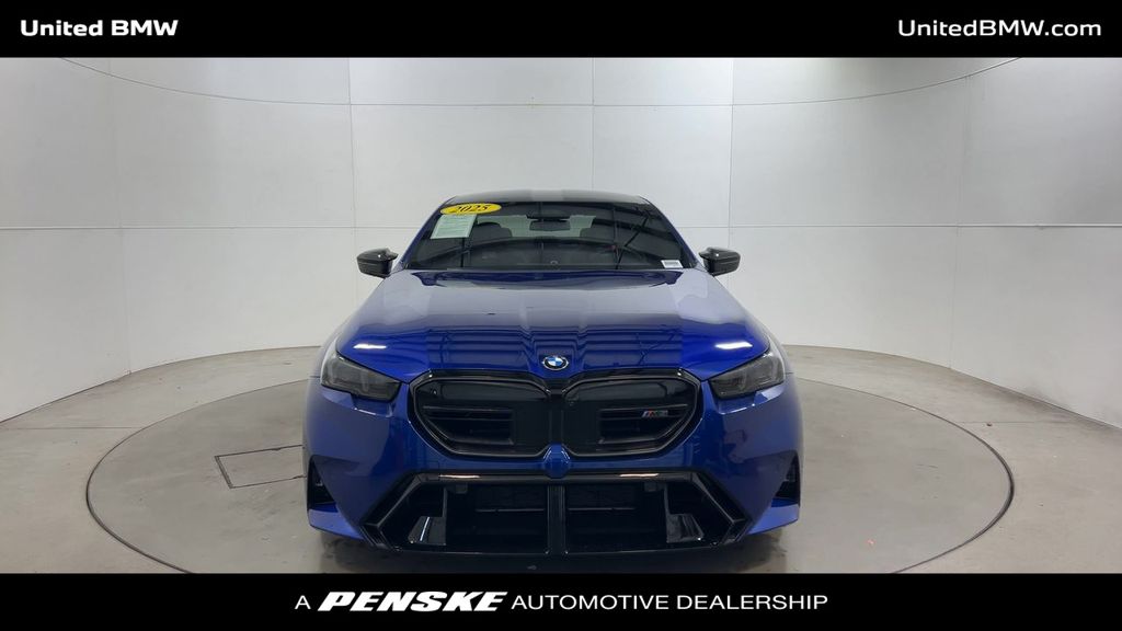 Thumbnail: 2025 BMW M5 - 3
