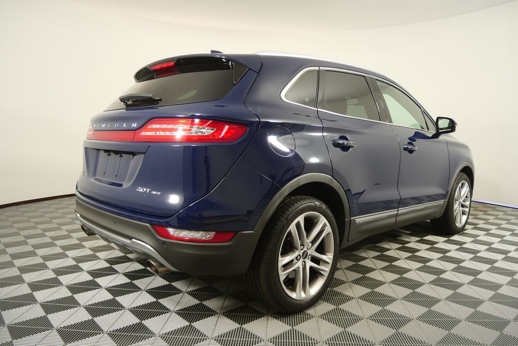 Thumbnail: 2018 Lincoln MKC - 3