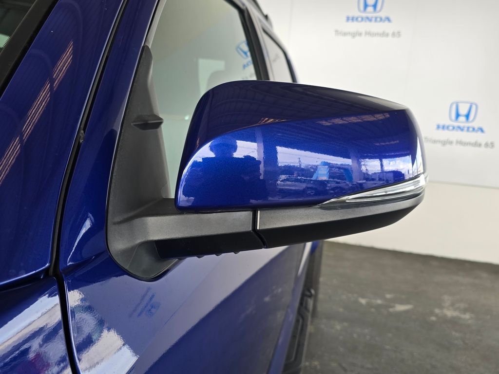 Thumbnail: 2023 Toyota Tacoma - 31