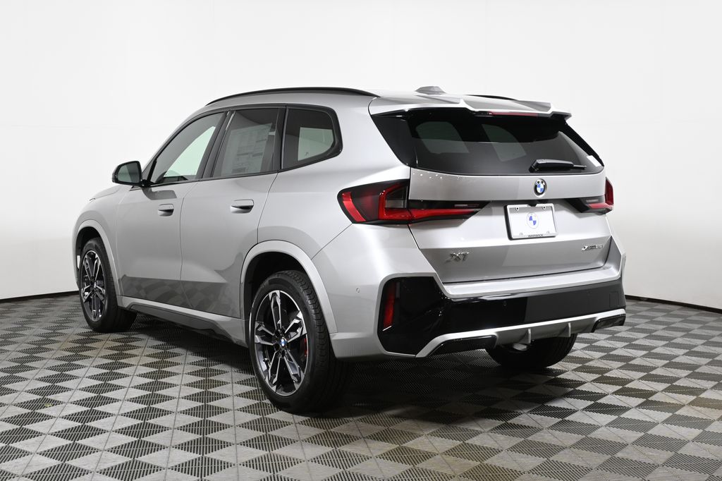 Thumbnail: 2027 BMW X1 - 5