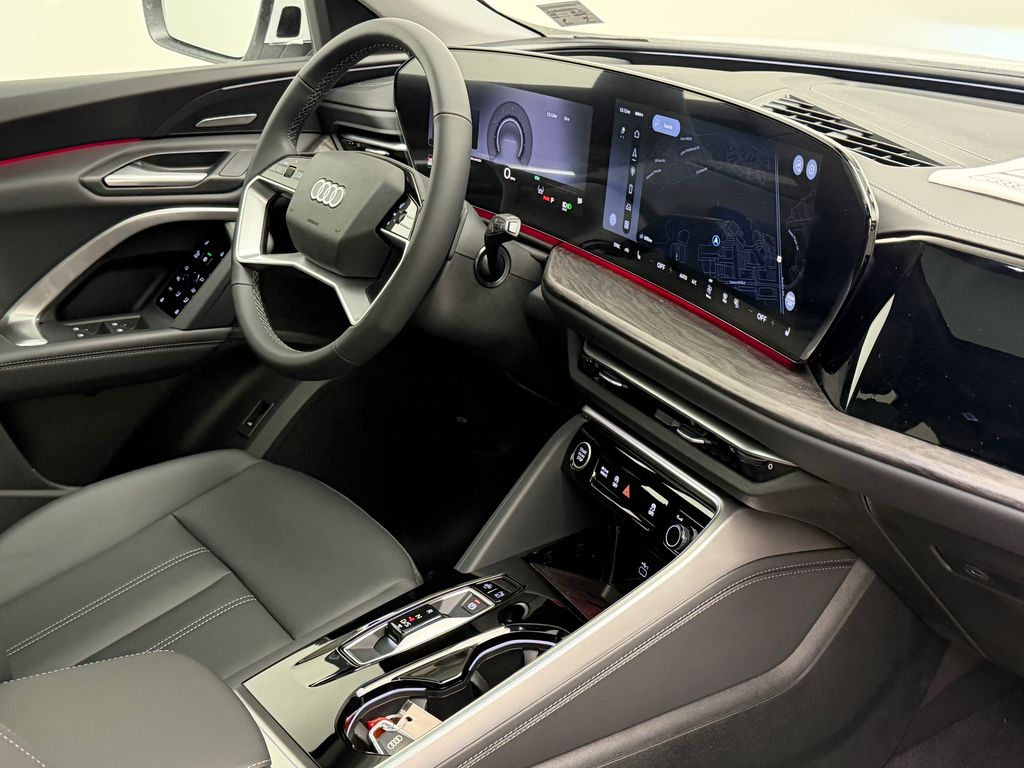 Thumbnail: 2026 Audi Q5 - 11