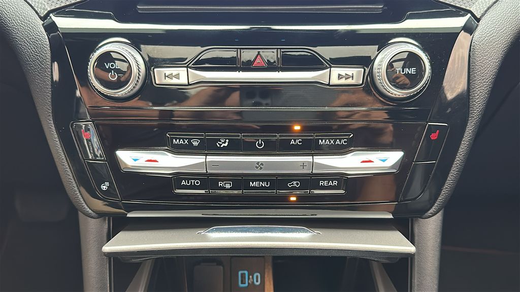 2024 Ford Explorer ST-Line White at DeMontrond Auto Country