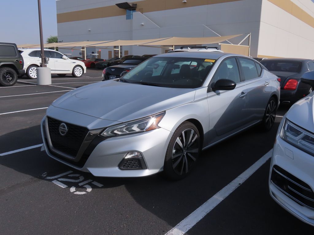 Thumbnail: 2022 Nissan Altima - 2