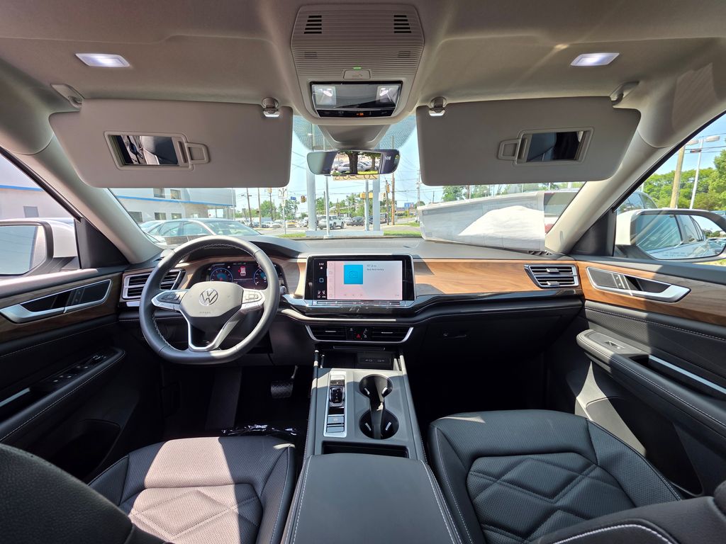 2026 Volkswagen Atlas 2.0T SE White/off-white at Sutliff Volkswagen