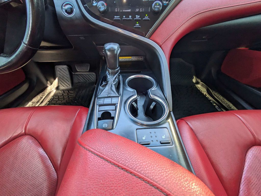Used 2019 Toyota Camry Sedan