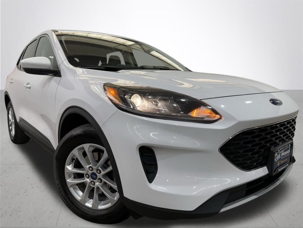 2021 Ford Escape SE