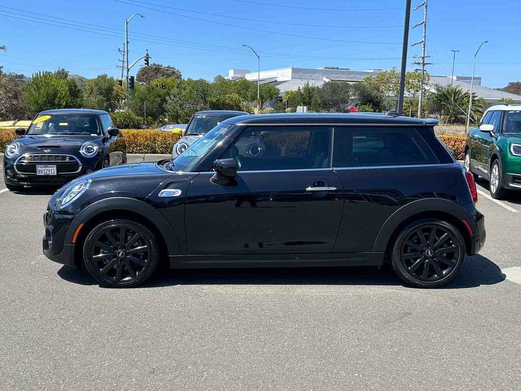 Thumbnail: 2021 MINI Cooper - 2