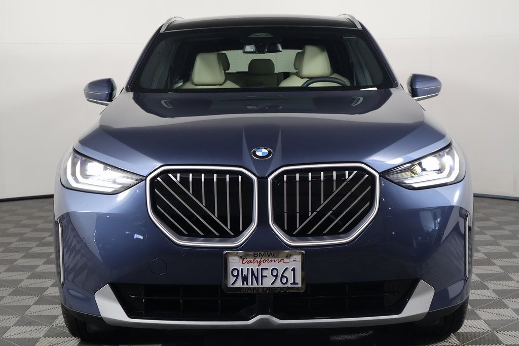 Thumbnail: 2026 BMW X3 - 2