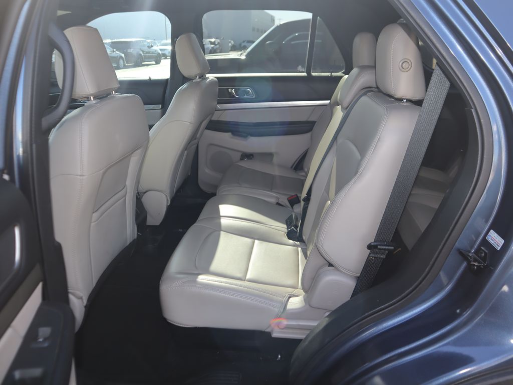 Thumbnail: 2019 Ford Explorer - 10