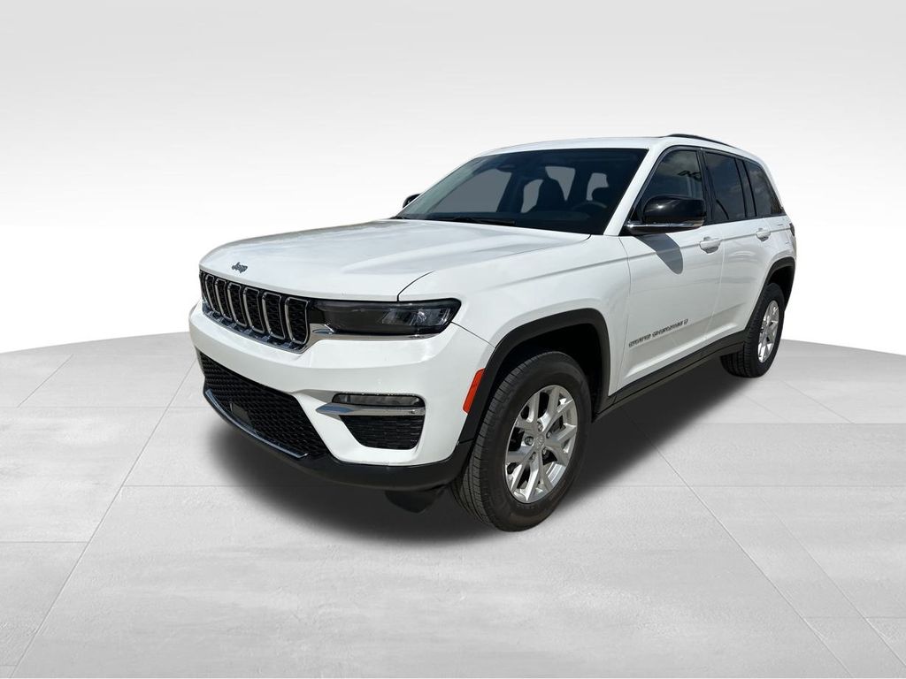 2023 Bright White Clearcoat Jeep Grand Cherokee Limited 4X4 SUV