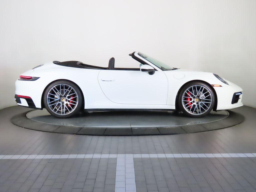 Thumbnail: 2022 Porsche 911 - 16