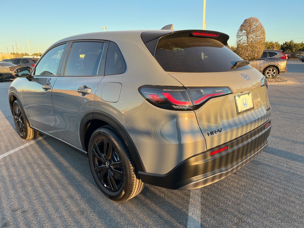 Thumbnail: 2026 Honda HR-V - 6