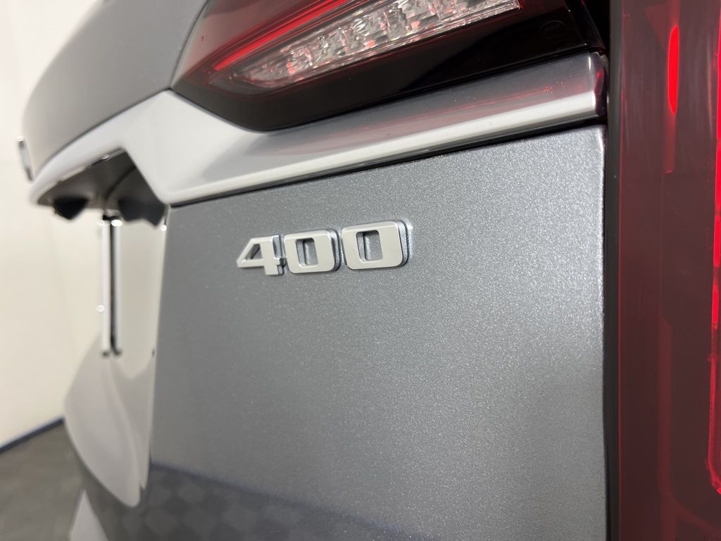 Thumbnail: 2020 Cadillac XT6 - 17