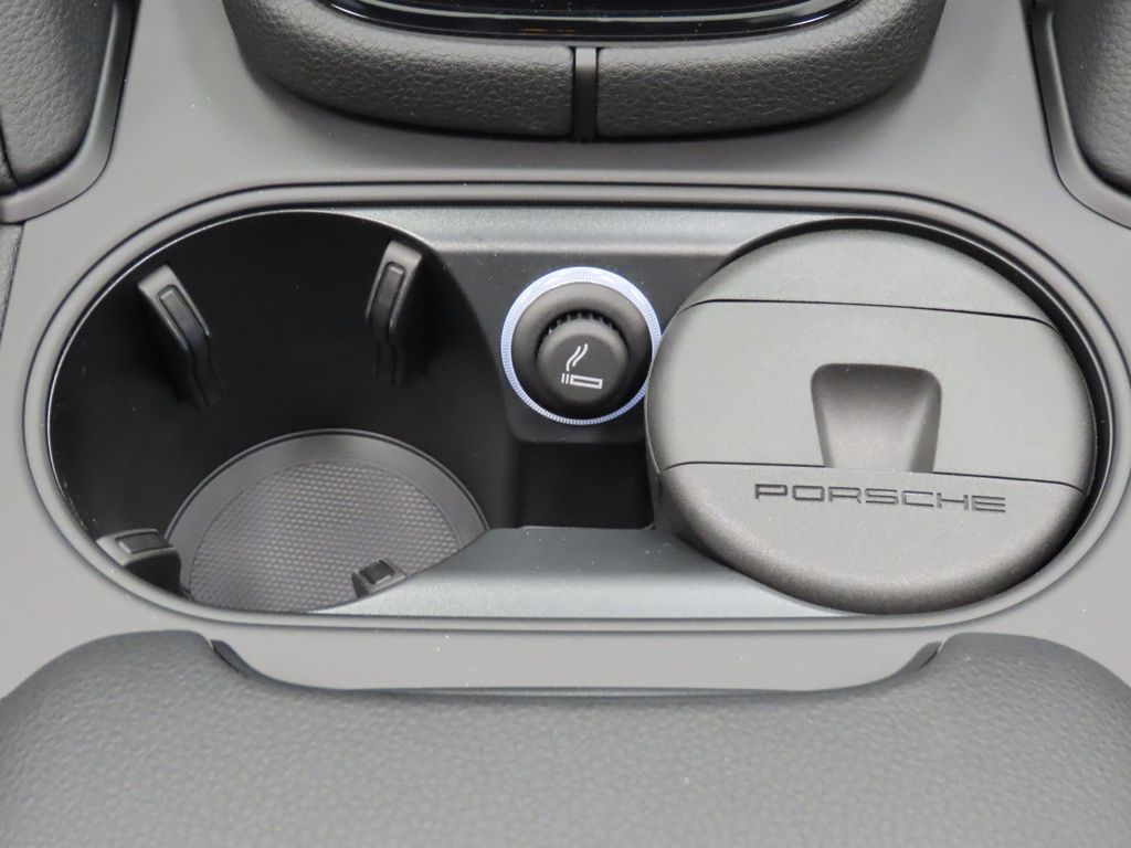 Thumbnail: 2026 Porsche Cayenne - 29