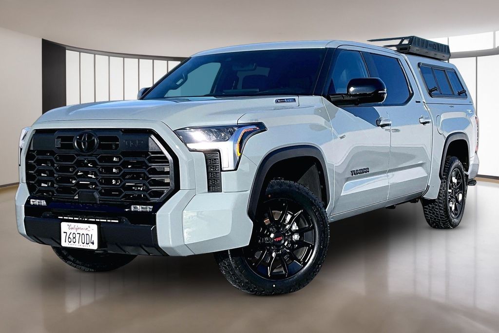 2025 Toyota Tundra Hybrid Limited HV CrewMax Cab 4WD