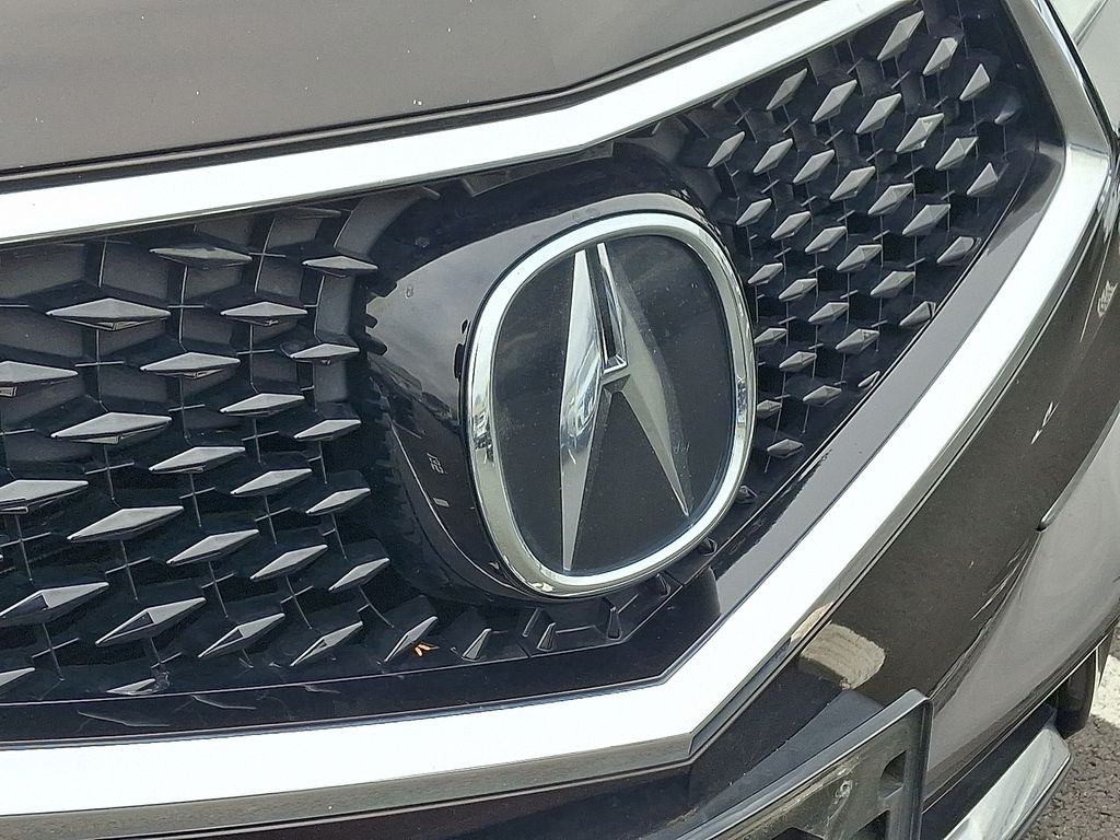 Thumbnail: 2018 Acura MDX - 4