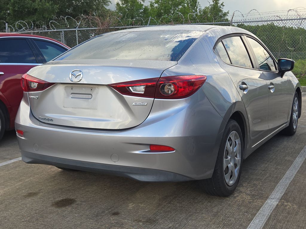 2015 Mazda Mazda3 i Sport Silver at Autostrade