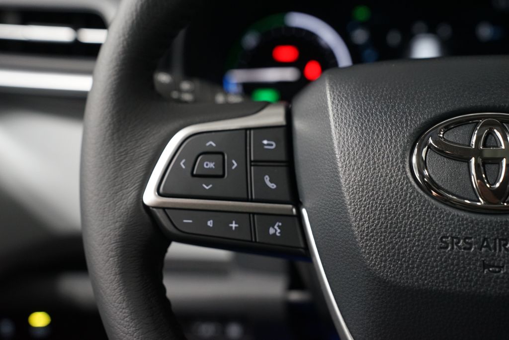 Thumbnail: 2026 Toyota Sienna - 14