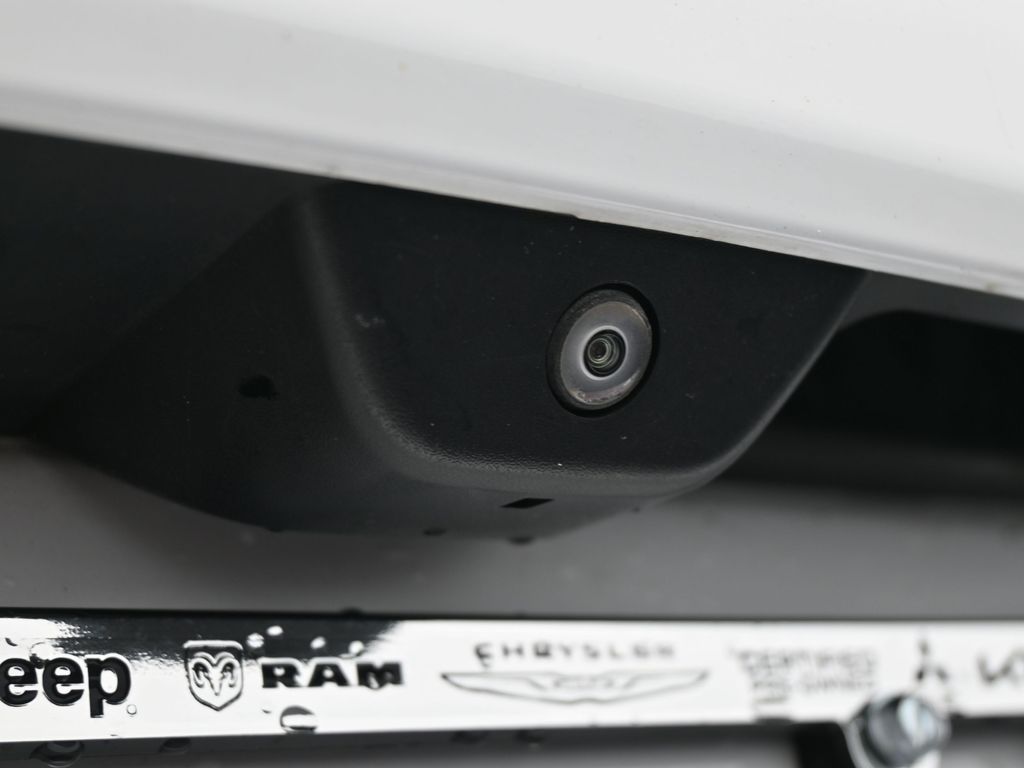 Used 2023 Bright White Clearcoat Jeep Limited image 39