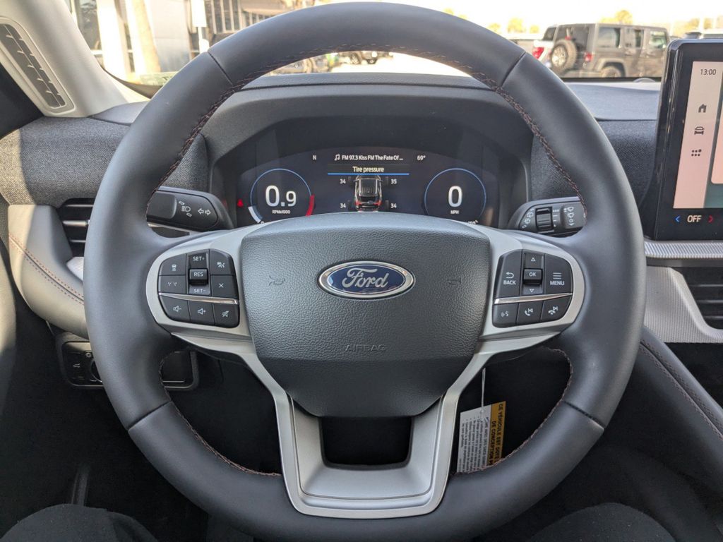 2026 Ford Explorer Active w/200A Pkg