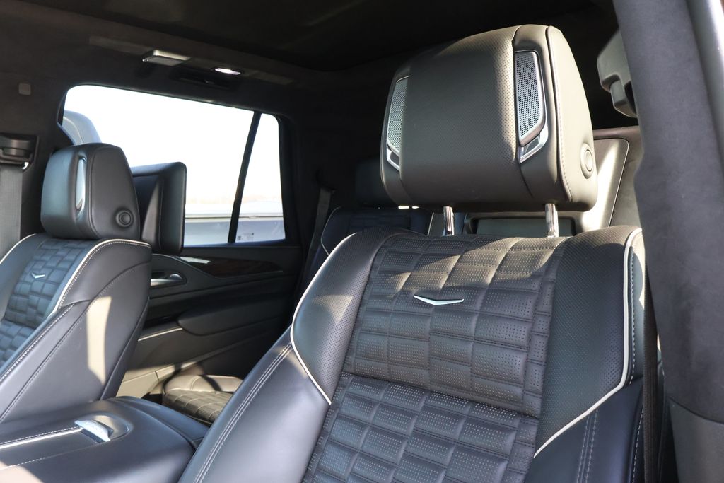 Thumbnail: 2023 Cadillac Escalade - 15