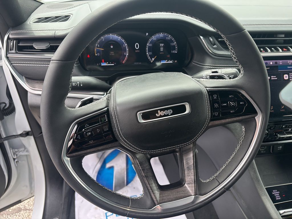 Used 2024 Jeep Grand Cherokee SUV