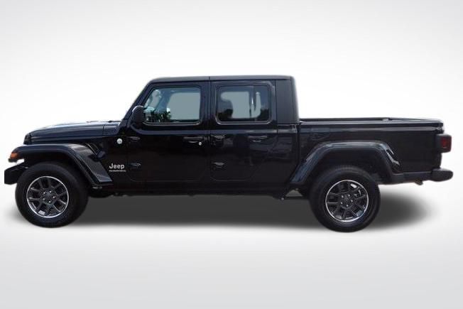 2023 Jeep Gladiator Overland 12