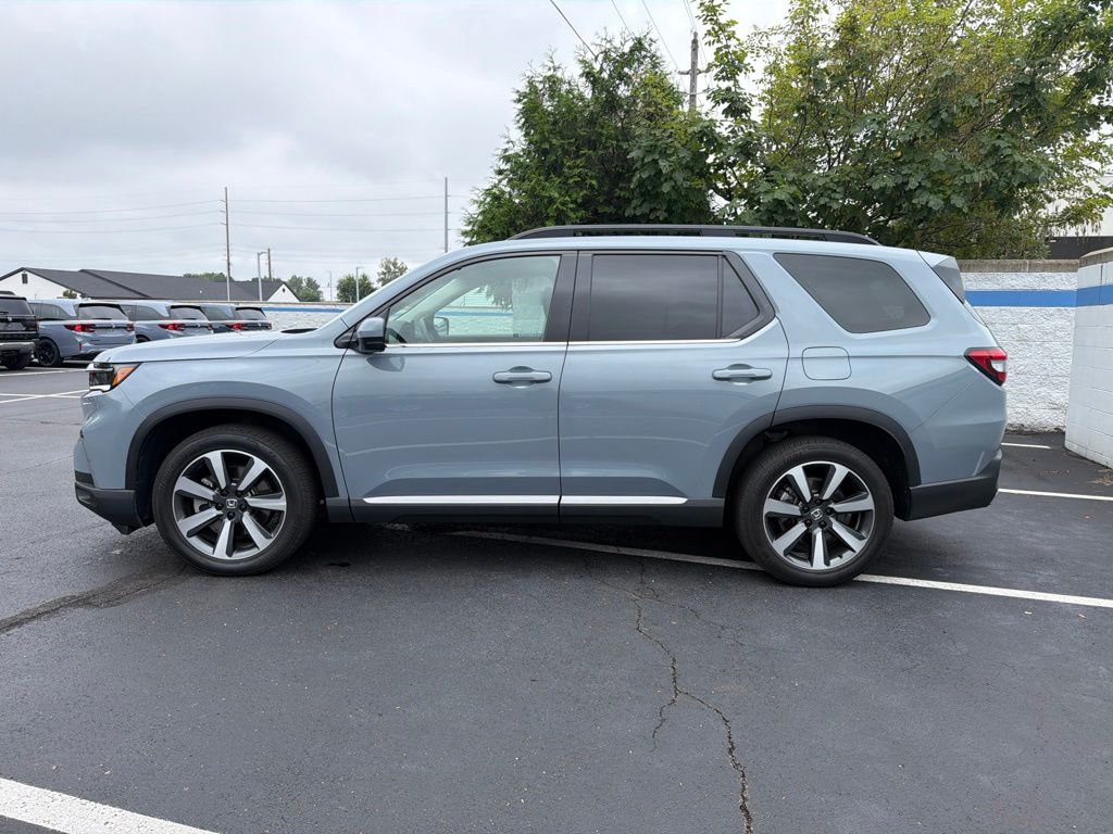 Thumbnail: 2025 Honda Pilot - 2