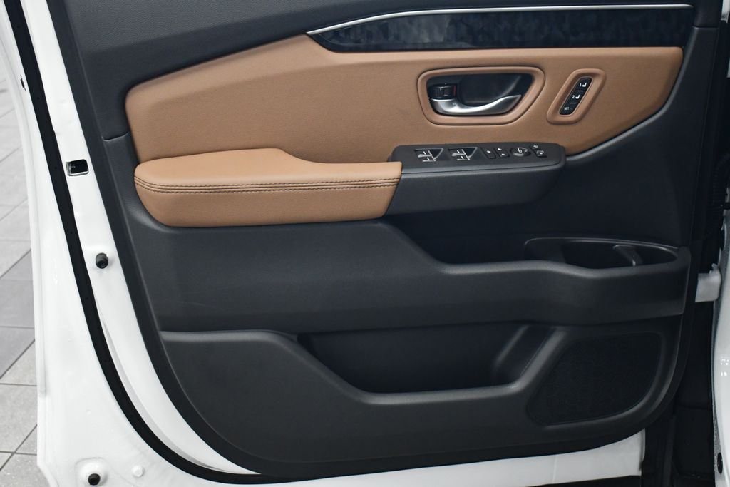 Thumbnail: 2026 Honda Passport - 8