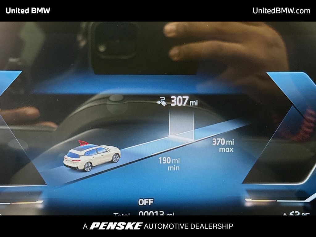 Thumbnail: 2026 BMW iX - 7