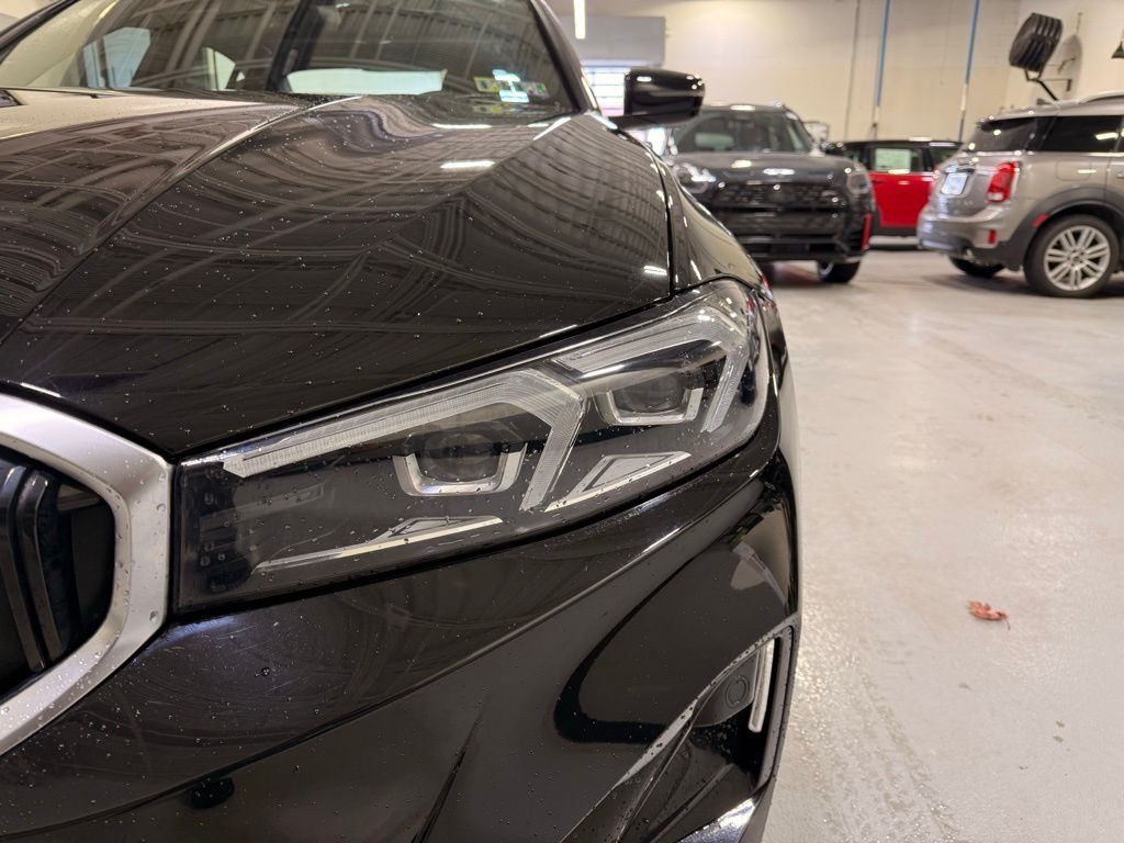 Thumbnail: 2023 BMW 3 Series - 9