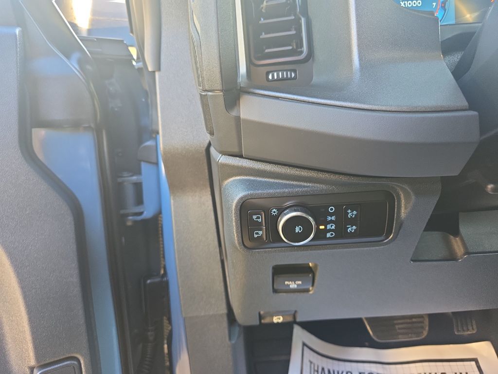 Certified Used 2025 Gray Ford Badlands image 17